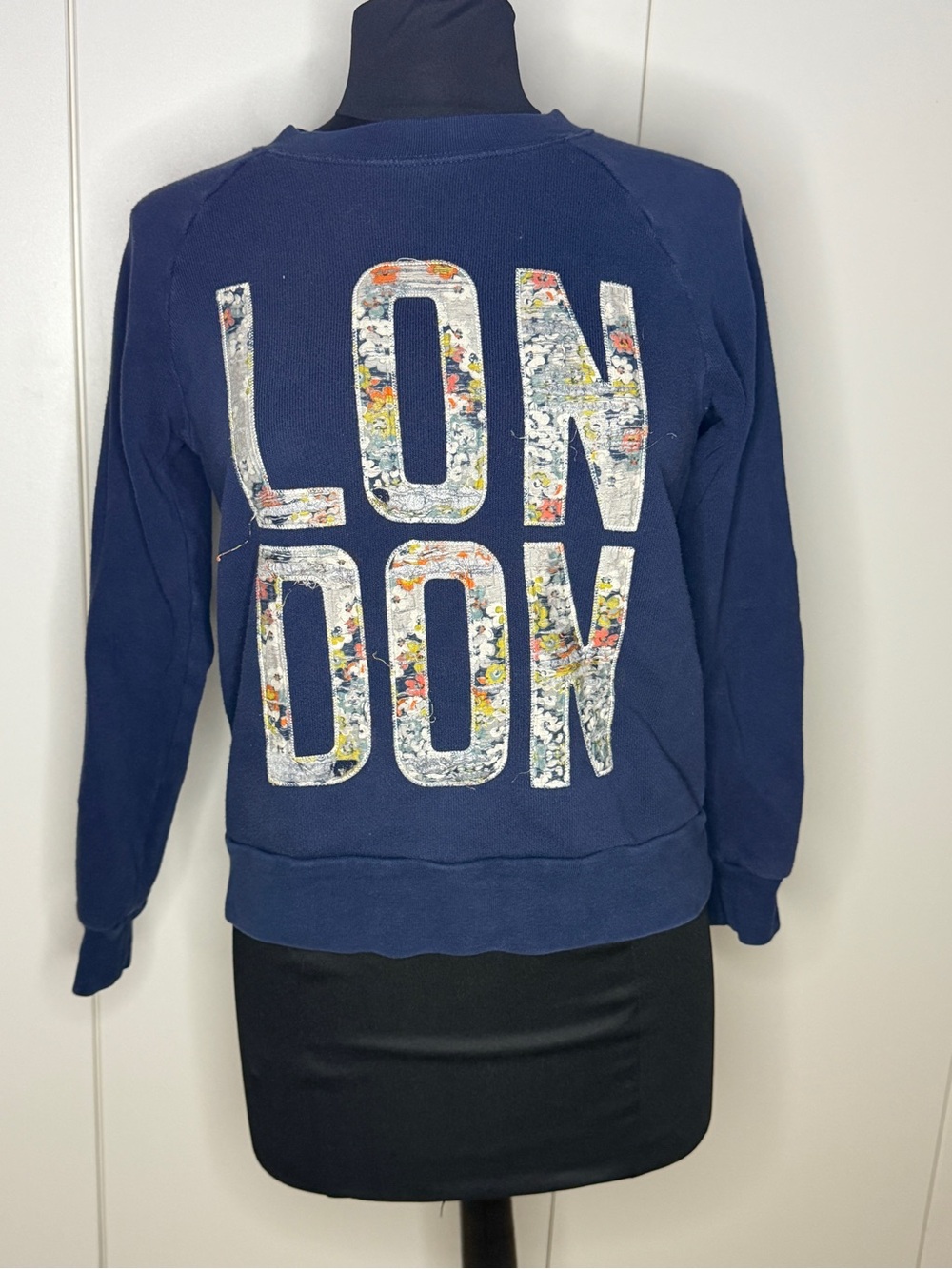 J Crew Navy "LONDON" Graphic Sweatshirt - Women's small